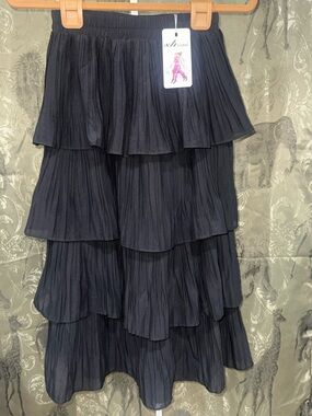 Black Tiered Maxi Skirt — Flowing Pleated Layers